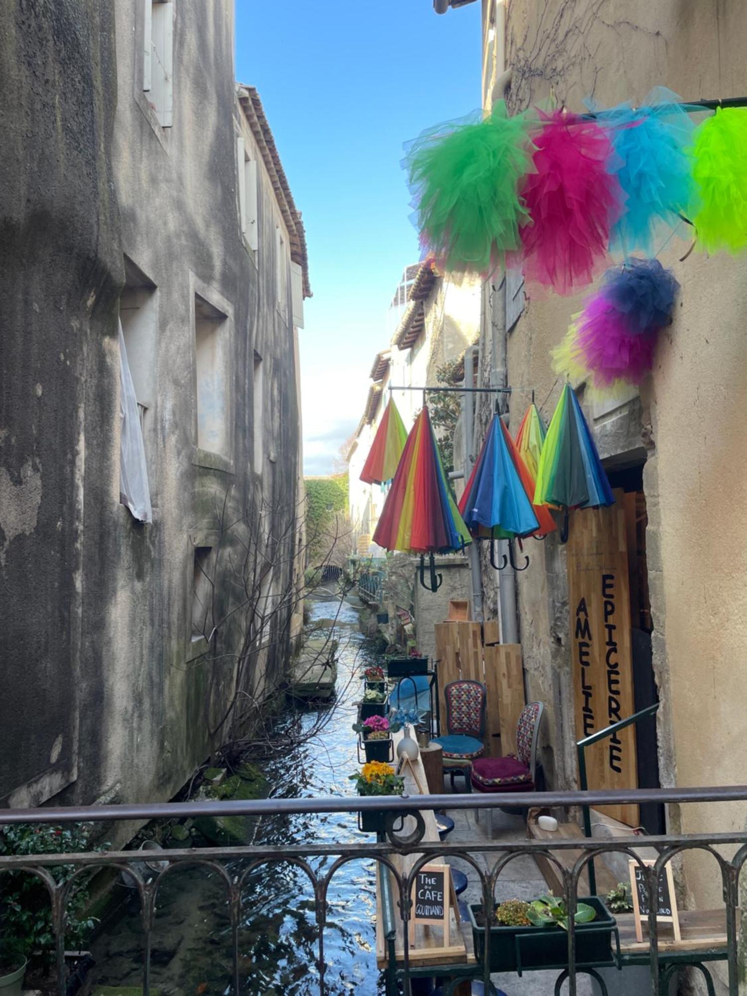 Studio Au Calme Dans Le Centre-Ville Historique LʼIsle-sur-la-Sorgue Dış mekan fotoğraf